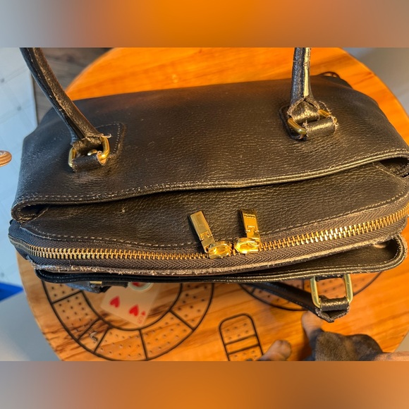 L Credi black pebbled leather made in Italy bag. See measurement in photos. - Picture 8 of 10